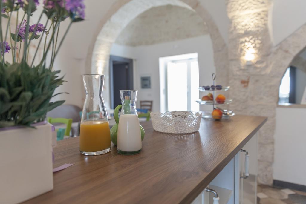 Marinella Suite Home Locorotondo Exterior photo