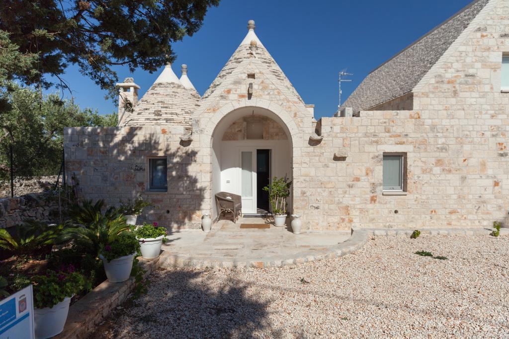 Marinella Suite Home Locorotondo Exterior photo